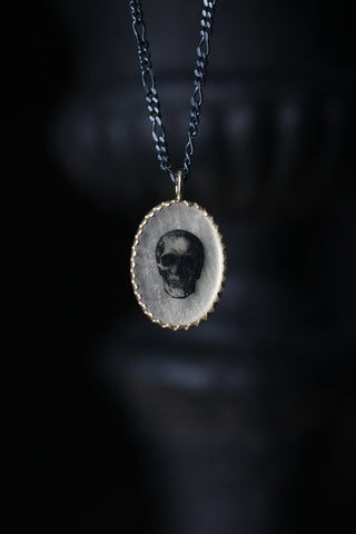 The Figaro Necklace Oval Skull pendant