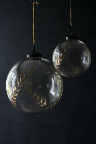 Clear Glass bauble, cut gold rye