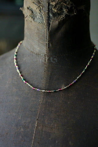 Short necklace with Dark Multicoloured Stones