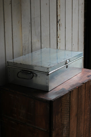 Vintage Deed Box (F21)