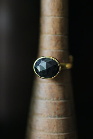 White Striped Black Agate Atomic Midi Gold Ring, by SVP