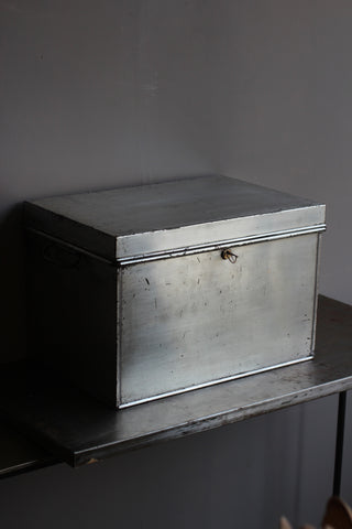 Vintage Deed Box (with key) D