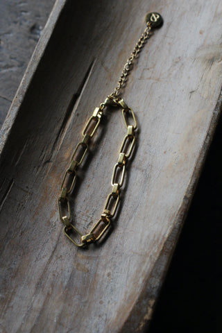 Willa Bracelet by Iris & I