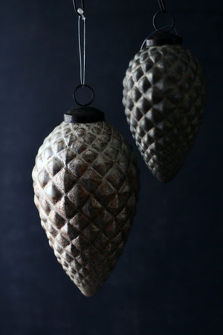 Glass cone baubles | metallic gold