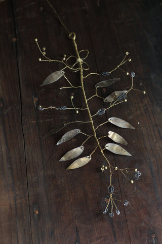 Walther & Co | Ant silver branch with leaves