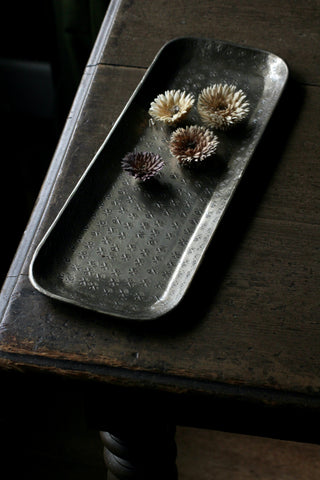 Hammered aluminium tray