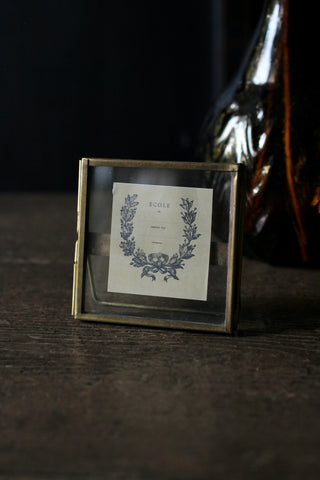 Glass & brass metal, standing frame | 8 x 8 cm