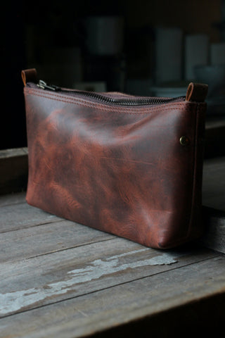 Leather Pouch/Wash Bag