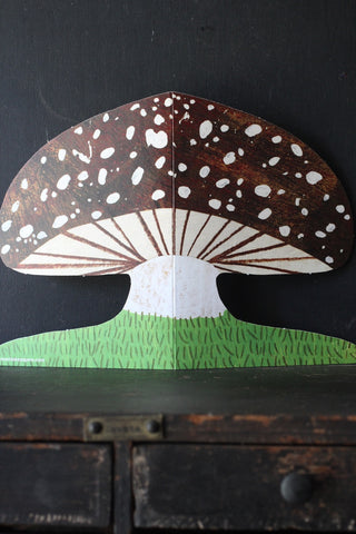 Brown mushroom card