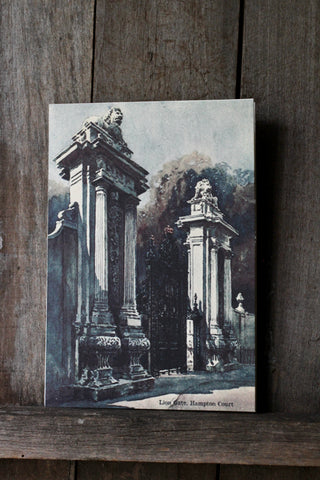 Hampton Court Card | Lion Gate