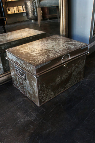 VINTAGE DEED BOX (127)