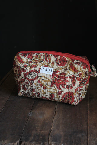 Quilted fabric makeup bag | Agra