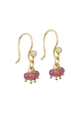 Lina hook earring w. gemstone pendants
