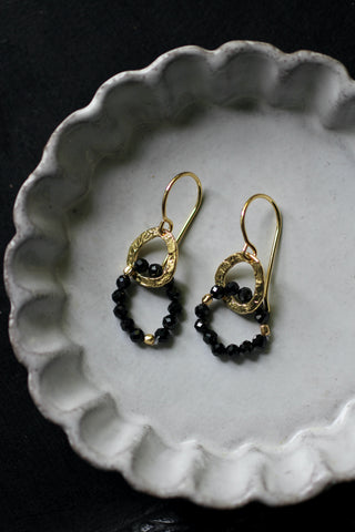 Earrings w. gemstones, G/P Black Onyx