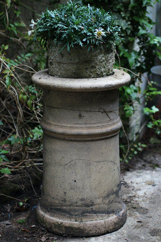 Cream Antique Chimney Pot (Round)