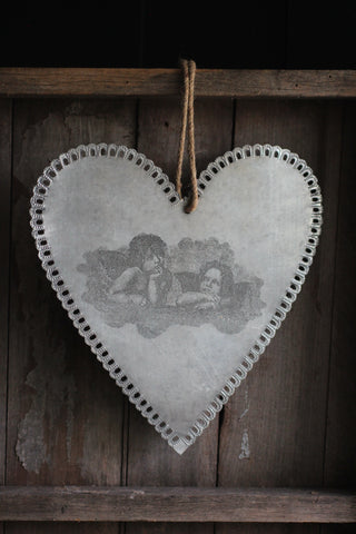 Walther & Co Lace edged Heart