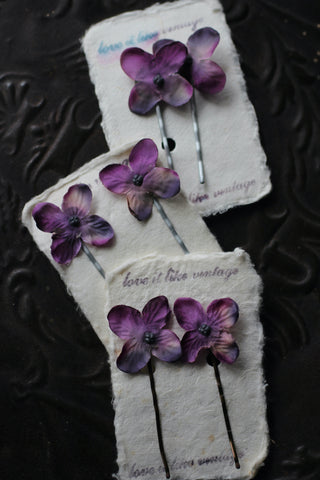 Pair of Vintage Style Faded Flower Grips - Purple