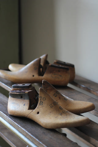 Vintage Shoe Lasts (pair)