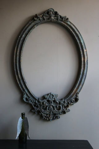 Decorative Oval Crested Frame